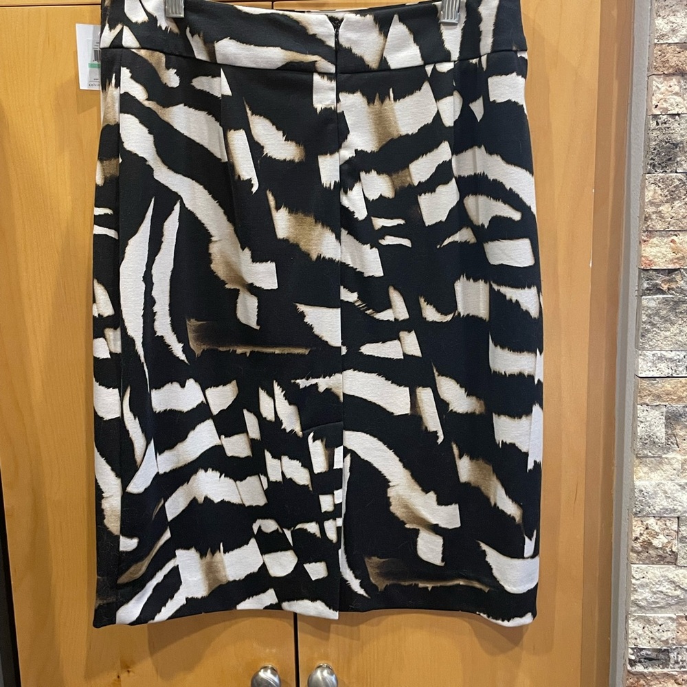 NWT! CK Abstract Skirt - Picture 4 of 11